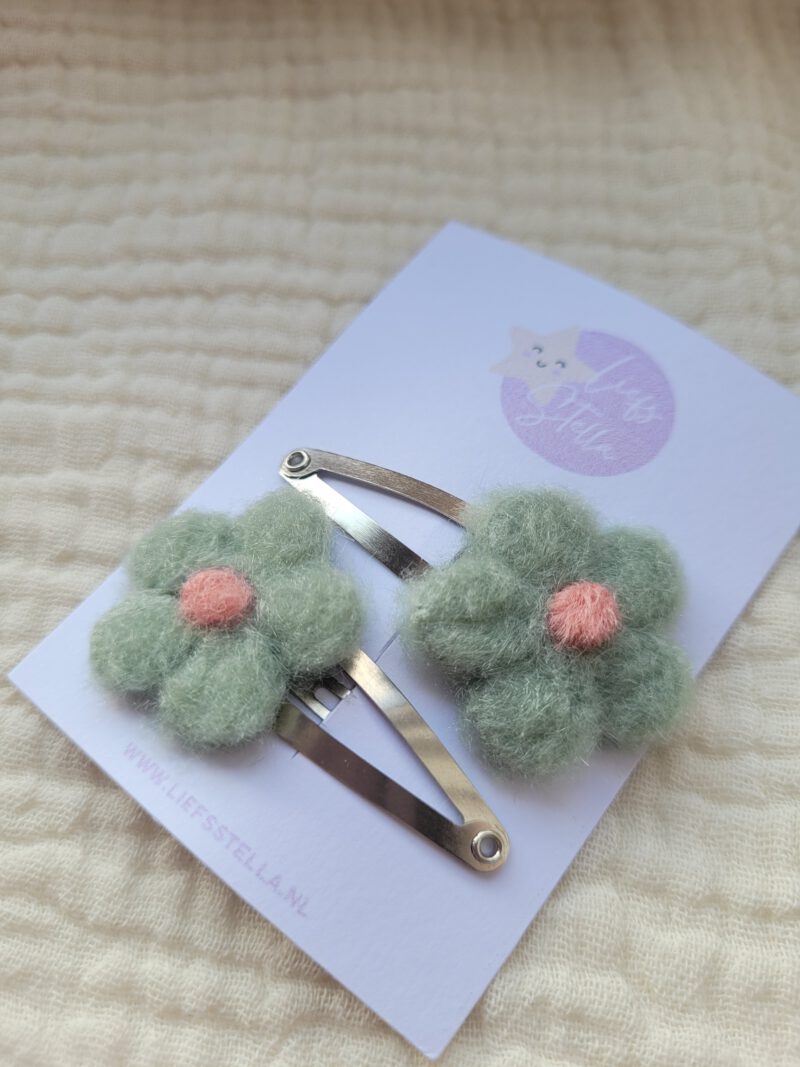 Fluffy Groene Bloemen Klikklak haarspeldjes - Afbeelding 2